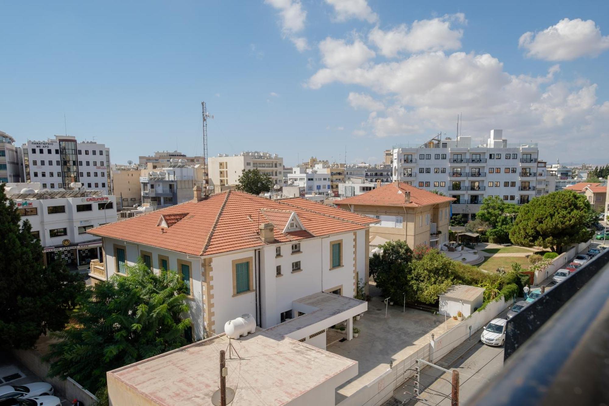 Cityden Larnaka Exterior foto